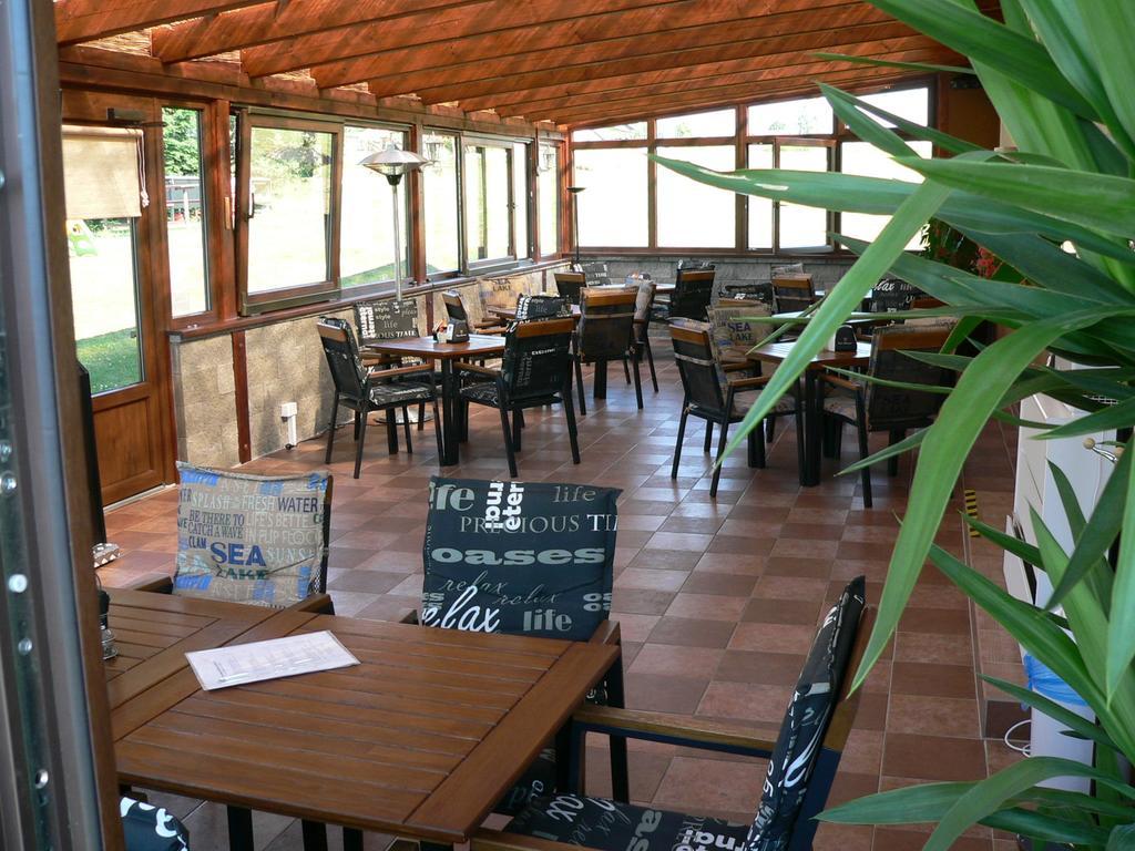 Penzion-Restaurant U Svabku Тахов Экстерьер фото